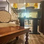 Via Roma 100 شقة