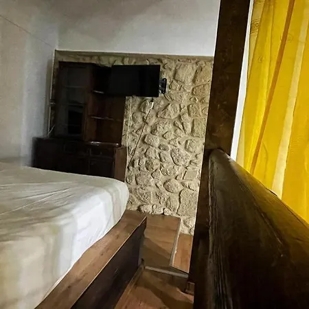 Apartment Via Roma 100 *